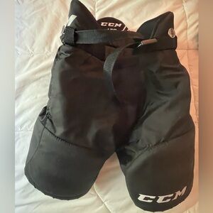 Youth Hockey Shorts, CCM